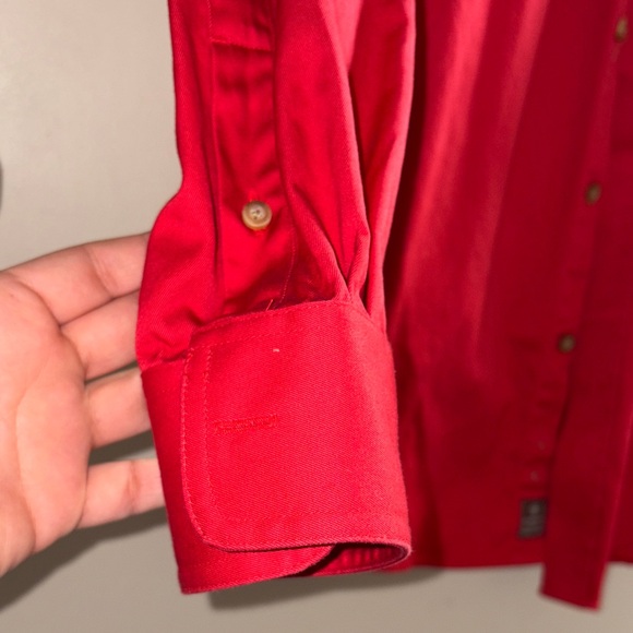 Ariat Men's Bold Red Casual Button Down Shirt - Picture 2 of 7